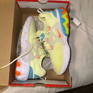 Nike React Presto Barely Volt Psychedelic Lava US Size 10 AV2605-700 GREAT Cond.